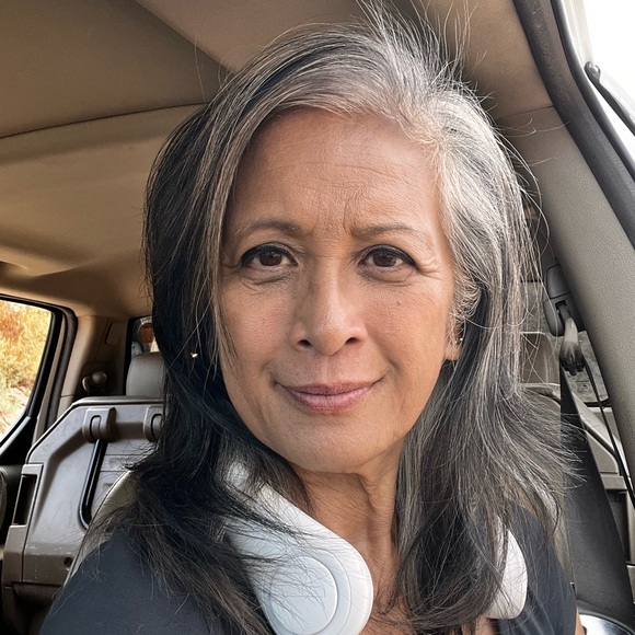 Meet your Posher, Cin. - Picture 9 of 11